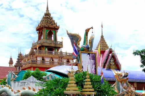 วัดบ้านสร้างเรืองหรือวัดพระธาตุเรืองรอง